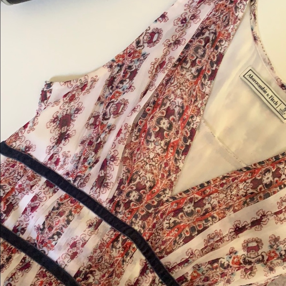 Abercrombie flowery midi dress